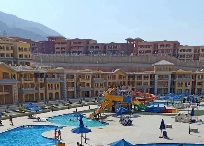 Aparthotel الكاريبيان علي الأكوا في بورتو السخنة *